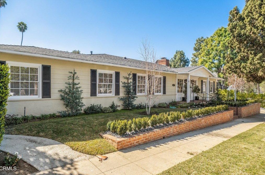 626 Bellefontaine St, Pasadena, CA 91105-2441