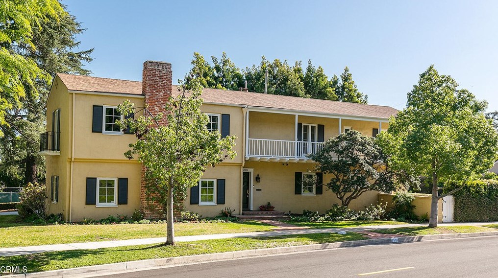 2590 Ridgeway Rd, Pasadena, CA 91108-2121