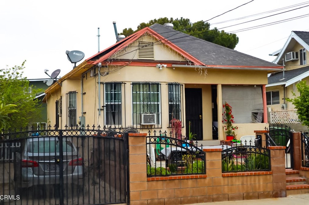 461 Evergreen Ave, Los Angeles, CA 90033-3154