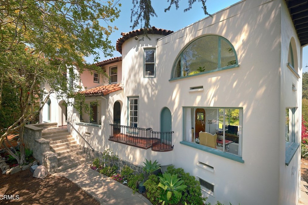 332 Canyon Blvd, Monrovia, CA 91016-2321