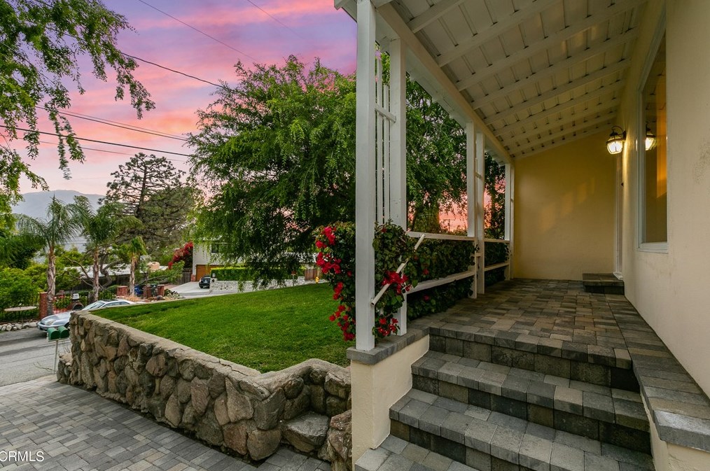 3057 Paraiso Way, Glendale, CA 91214