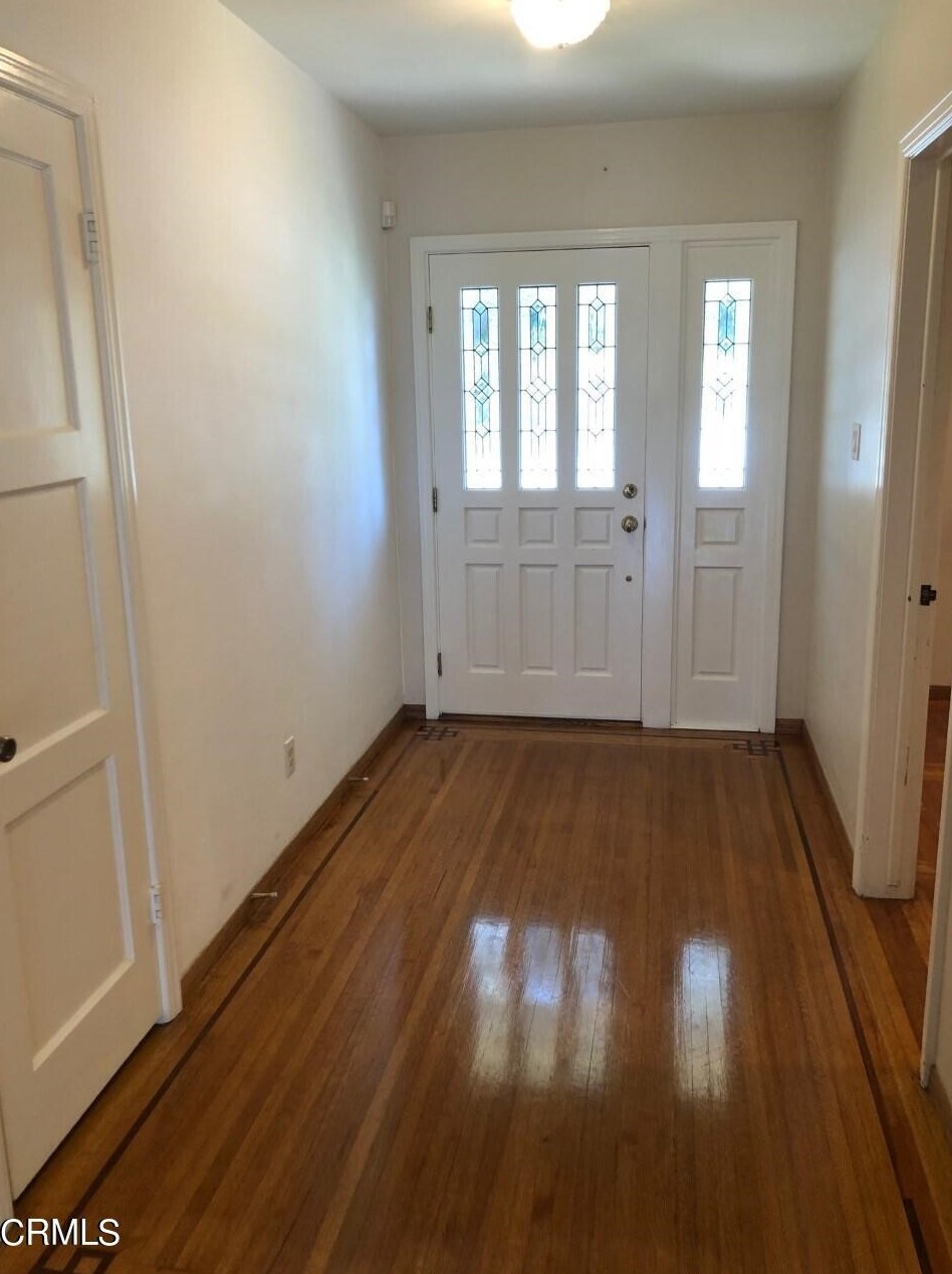 1455 Avonrea Rd, Pasadena CA  91108-2308 exterior