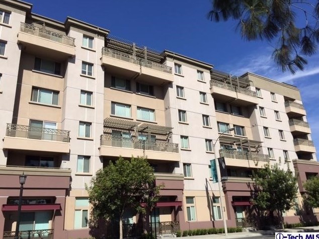 931 E Walnut St #612, Pasadena, CA 91106
