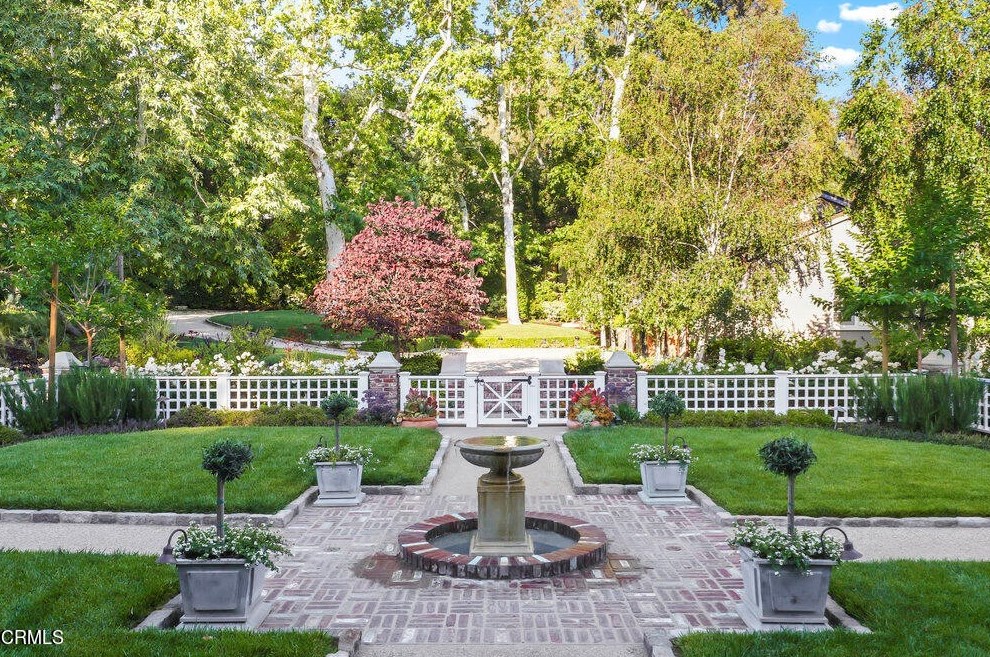 520 Madeline Dr, Pasadena CA  91105-2840 exterior