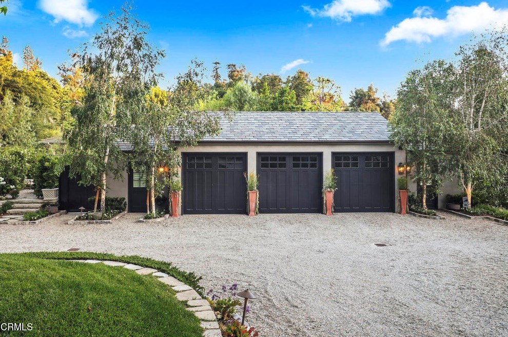 520 Madeline Dr, Pasadena CA  91105-2840 exterior