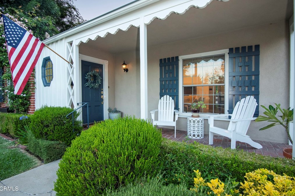 214 Sierra View Rd, Pasadena, CA 91105-1450
