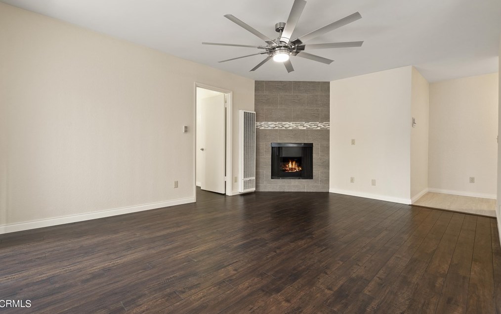 7013 Haskell Ave #111, Van Nuys, CA 91406