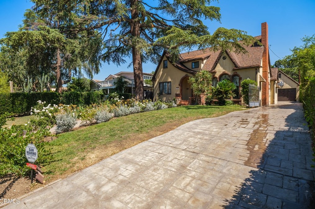 1785 Casa Grande St, Pasadena, CA 91104-3930
