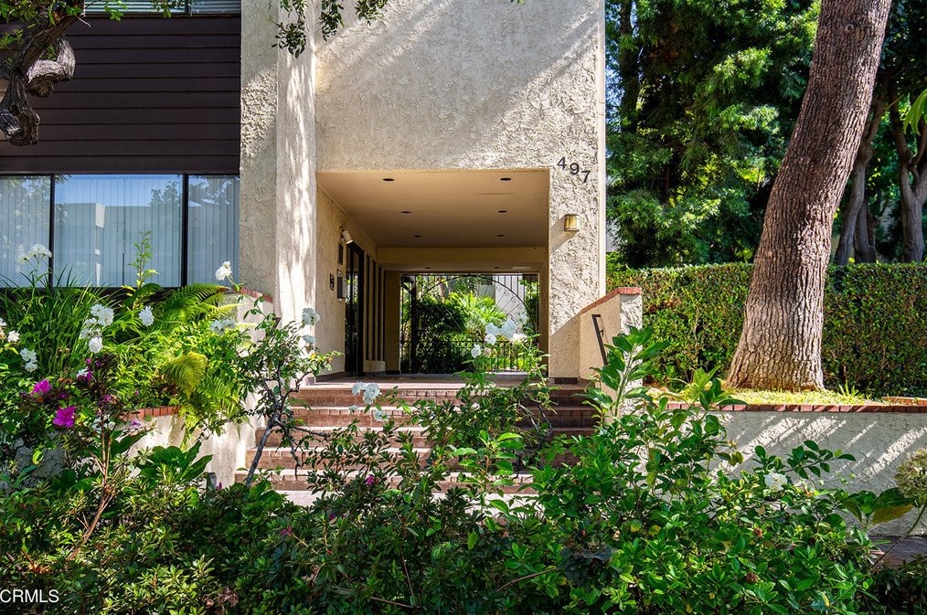 497 E California Blvd #303, Pasadena, CA 91106