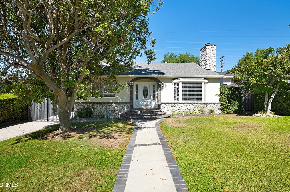 4567 Loma Vista Dr, La Canada, CA 91011