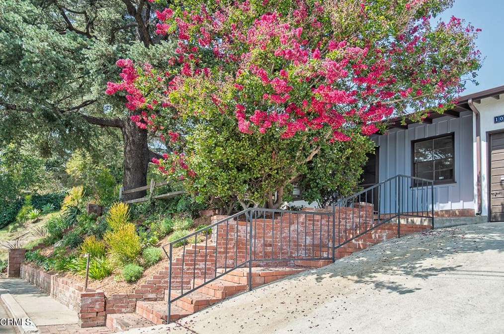 1035 Olancha Dr, Los Angeles, CA 90065-4233