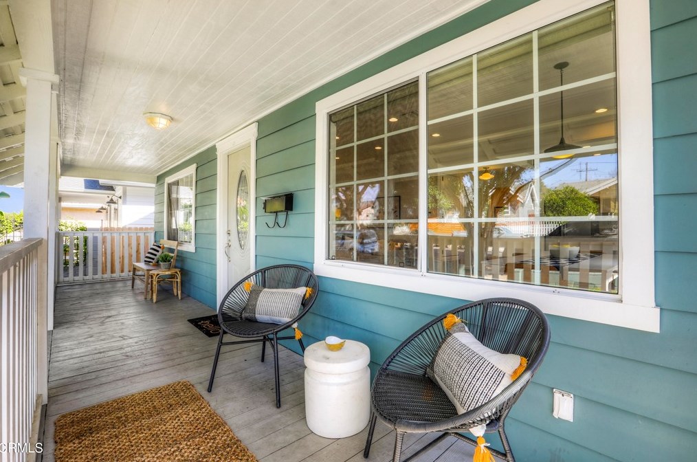 5136 Stratford Rd, Los Angeles, CA 90042-1742