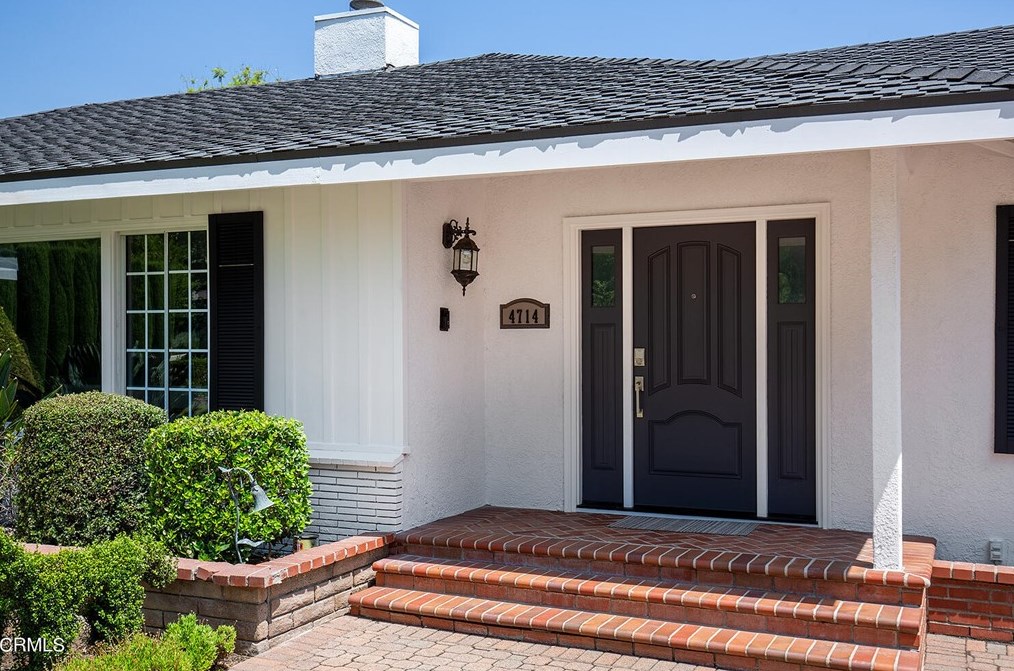 4714 Vineta Ave, La Canada, CA 91011-2619