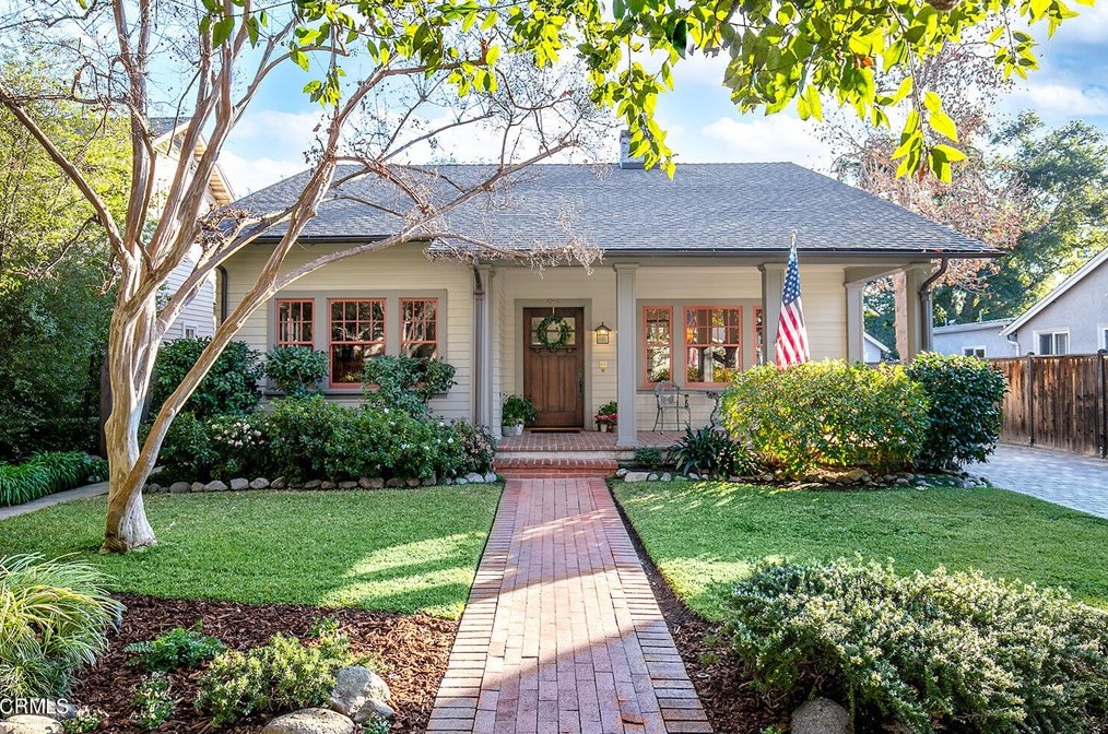 684 Norwood Dr, Pasadena, CA 91105-2434