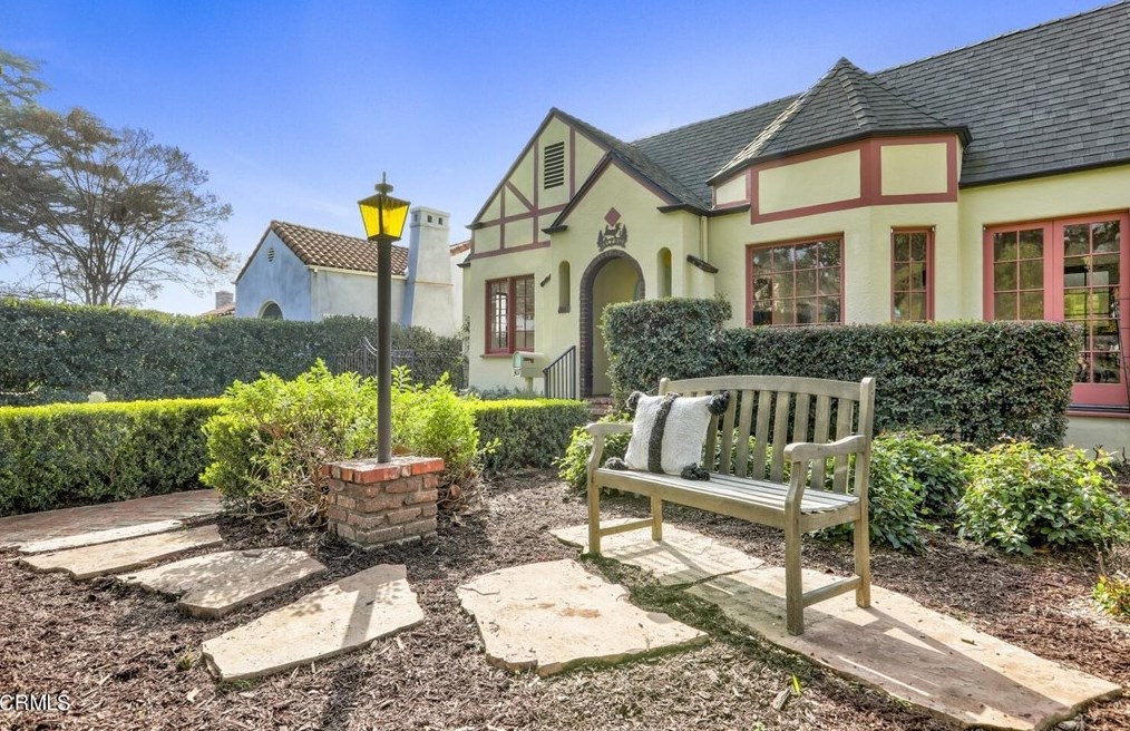 307 Vega St, Alhambra, CA 91801-2843
