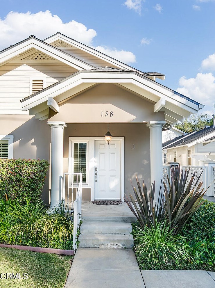138 S Bonnie Ave #1, Pasadena, CA 91106