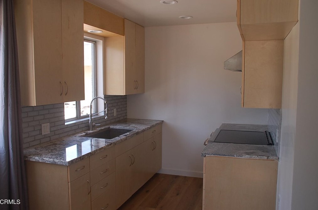1210 Altadena Dr #4, Pasadena, CA 47499