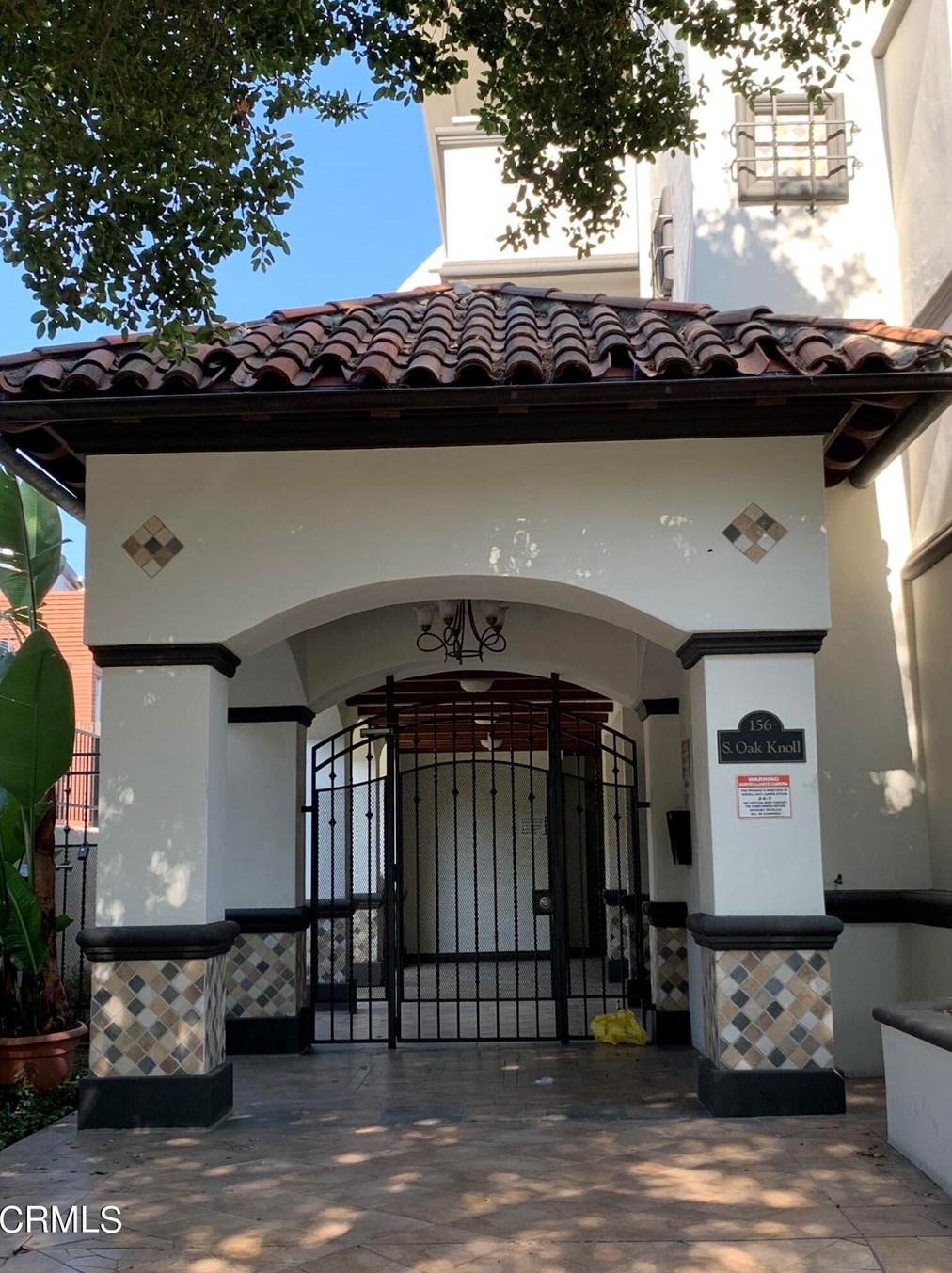 156 S Oak Knoll Ave #106, Pasadena, CA 91101
