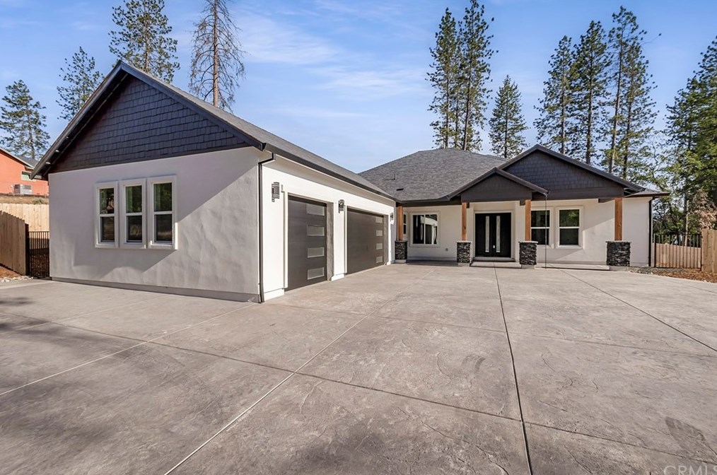 310 Pinewood Dr, Paradise, CA 95969
