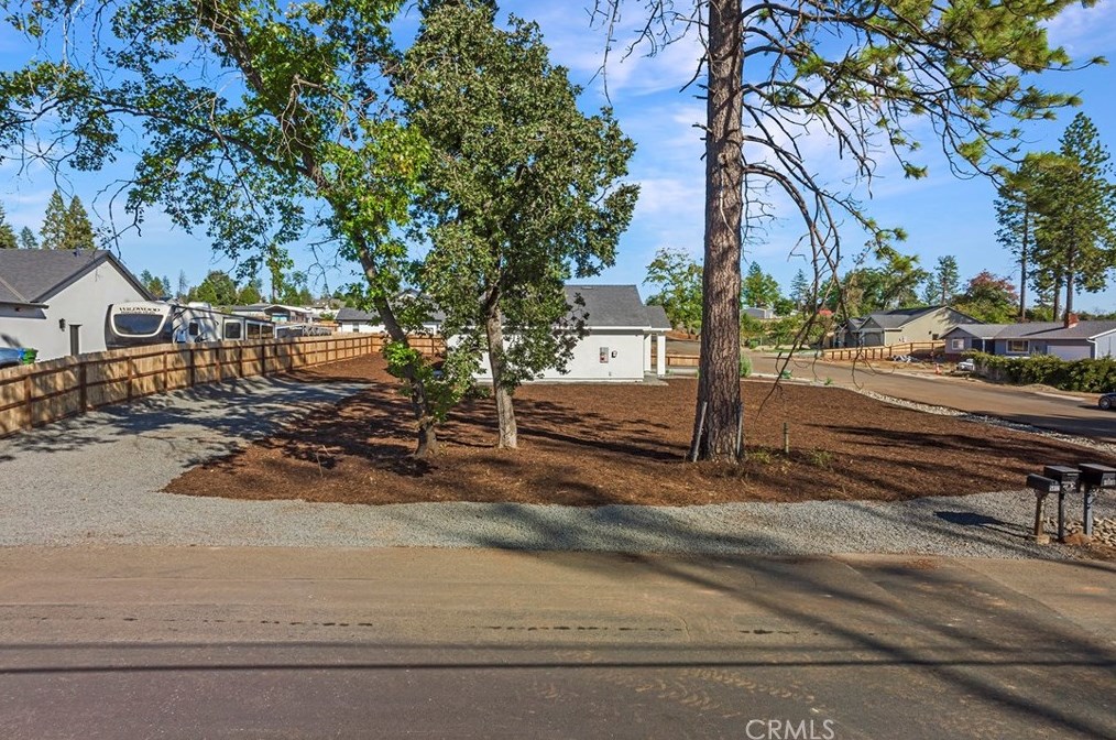 471 Crestwood Dr, Paradise, CA 95969