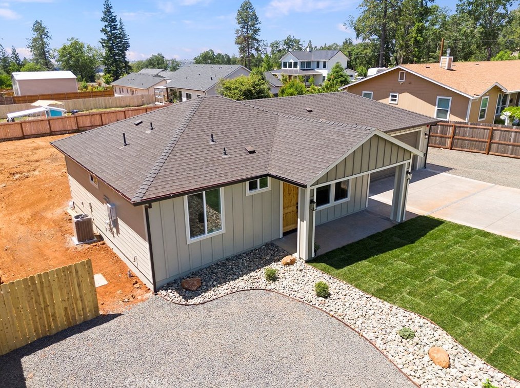 5825 Crestview Dr, Paradise, CA 95969-3820