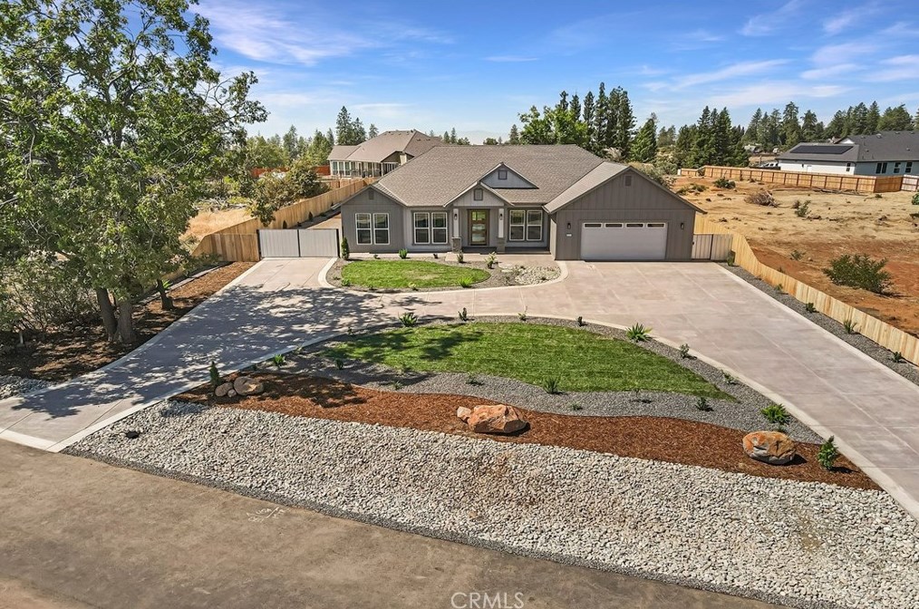 5221 Royal Canyon Ln, Paradise, CA 95969