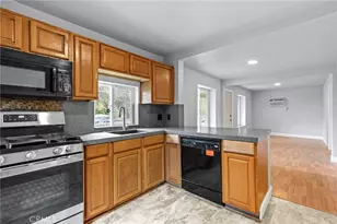 2215 Laurel St, Chico, CA 95928 - Photo 14