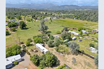 6683 Meadow Lane, Anderson, CA 96007 - Photo 6
