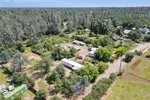 6683 Meadow Ln, Anderson, CA 96007 - Photo 2
