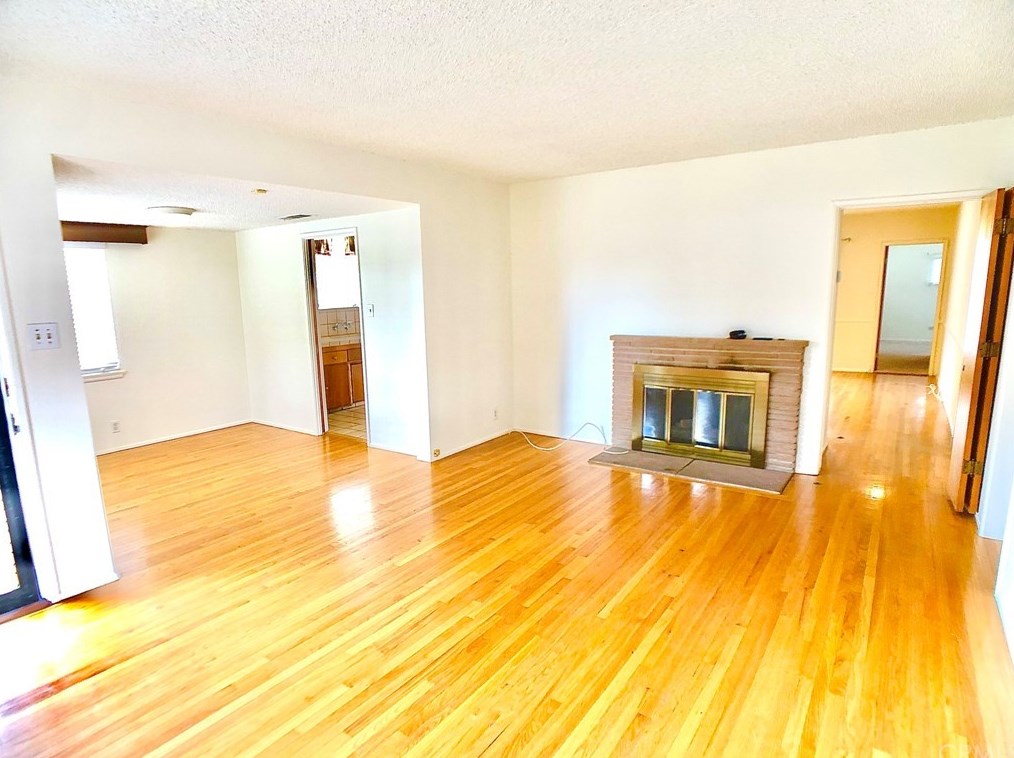 9923 Live Oak Ave, Temple City, CA 91780