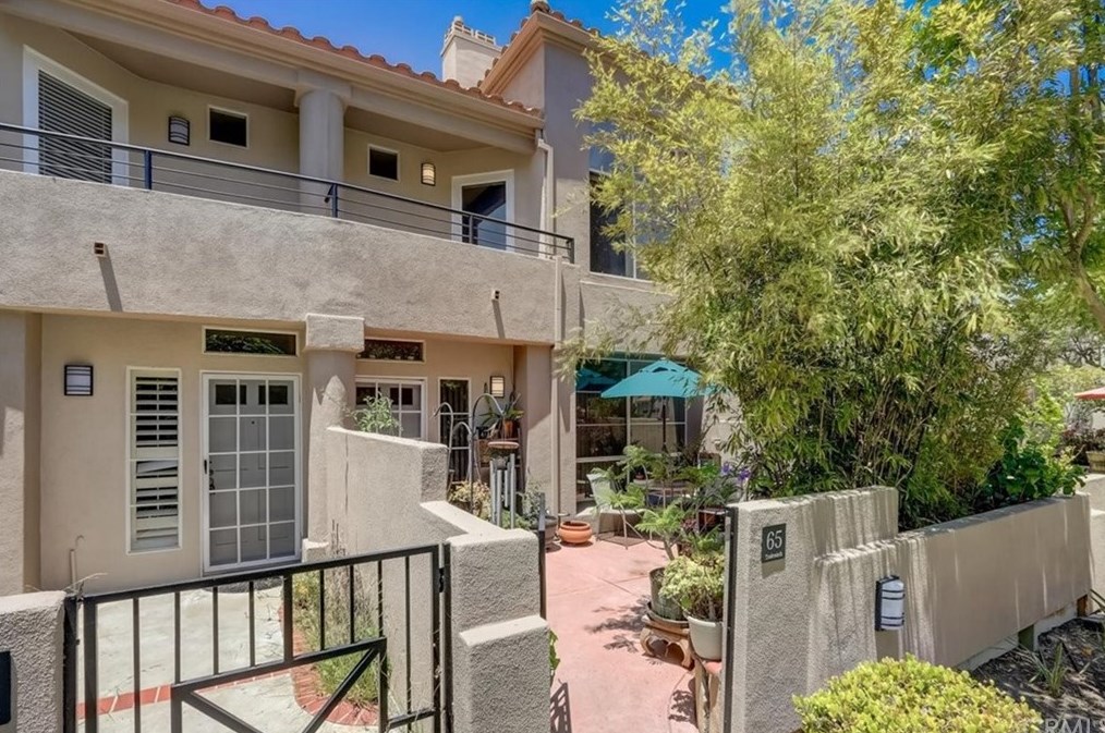 65 Tradewinds, Laguna Beach, CA 92656-2313