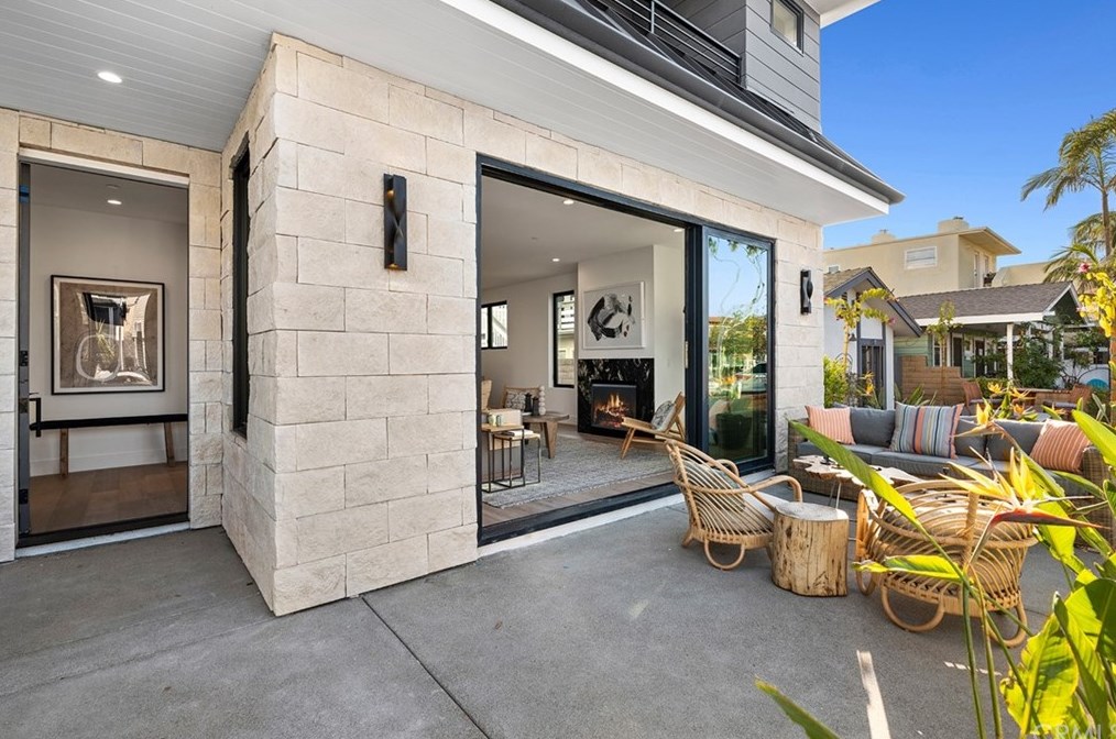 315 E Bay Ave, Newport Beach, CA 92661