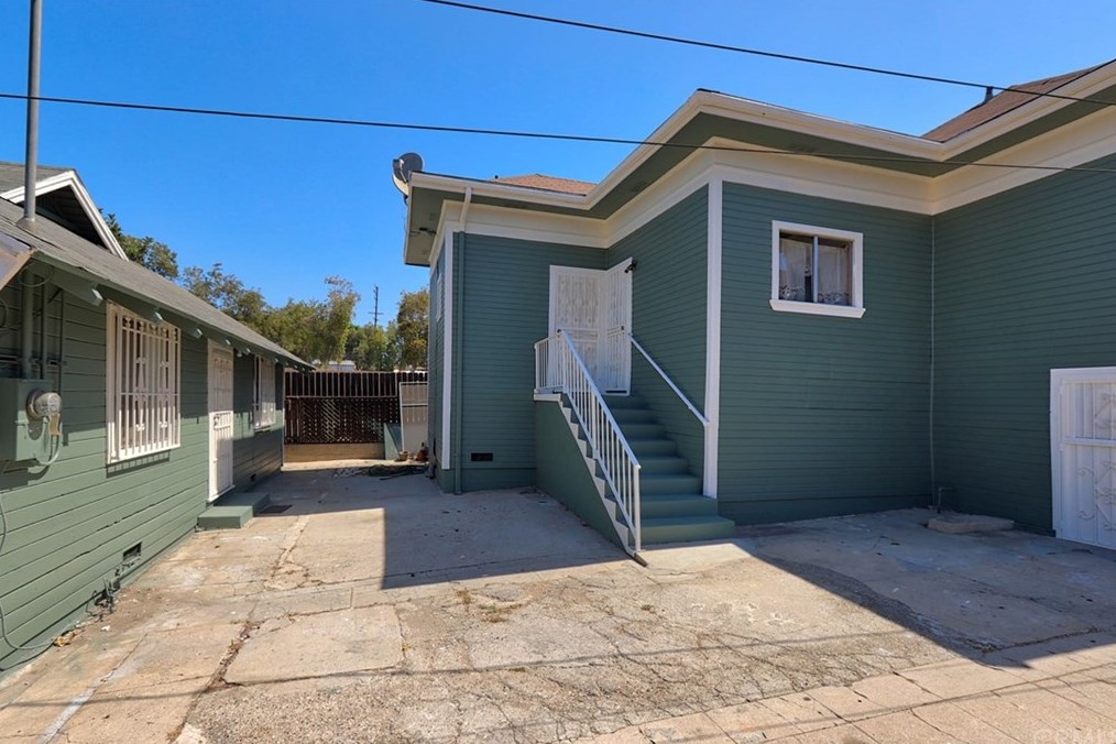 229 Chicago St, Los Angeles CA  90033-4312 exterior