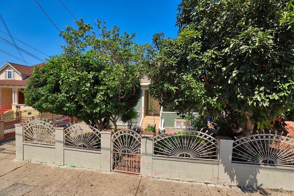 229 Chicago St, Los Angeles CA  90033-4312 exterior