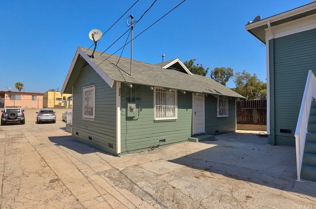229 Chicago St, Los Angeles CA  90033-2906 exterior