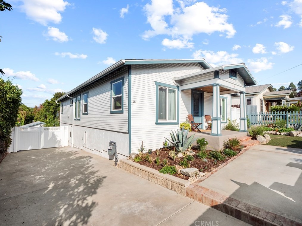 1419 Mount Pleasant St, Los Angeles, CA 90042-1624