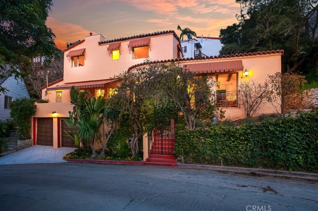 2408 Detour Dr, Los Angeles, CA 90068-3013