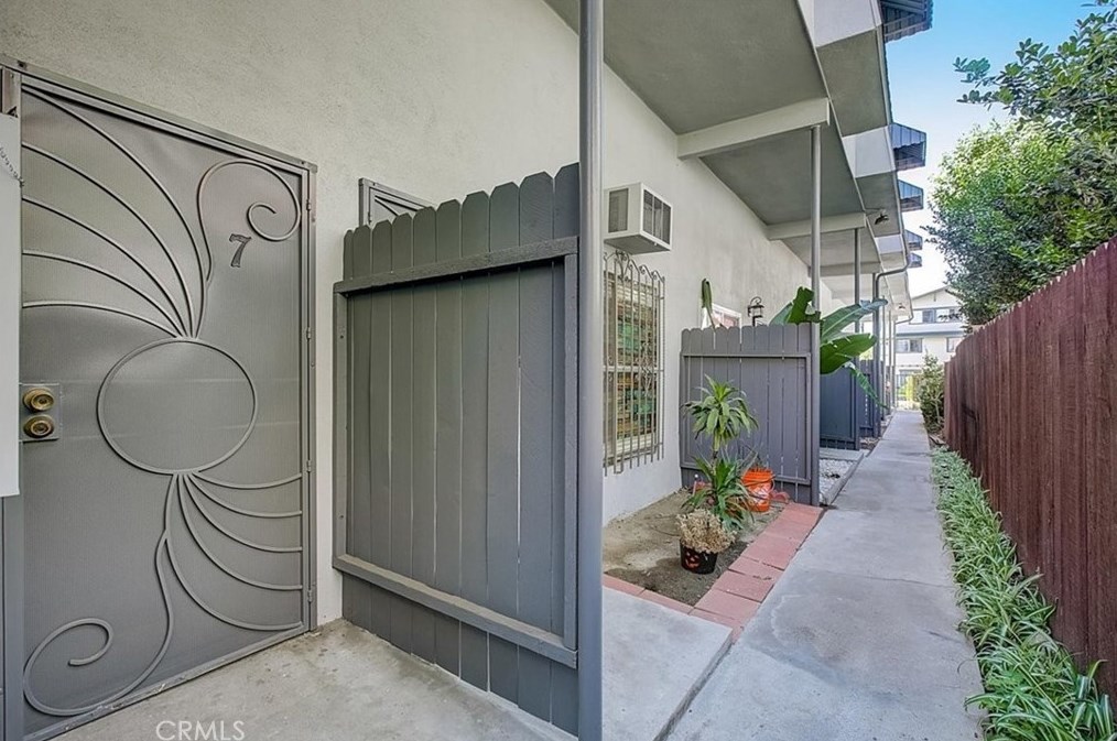 707 Orange Grove Ave #7, Glendale, CA 91205