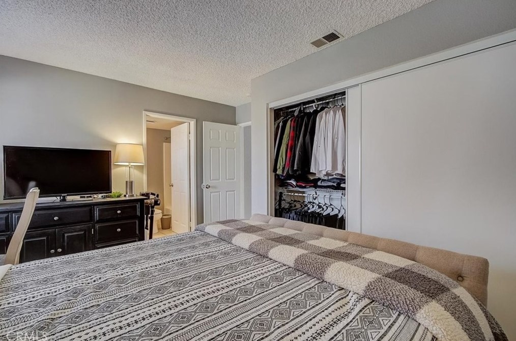 6951 Gage Ave, Los Angeles CA  90040-3746 exterior