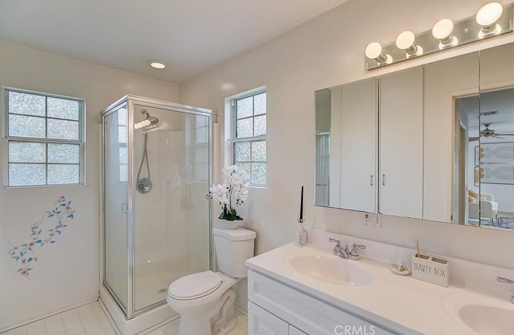 1704 Autumnglow Dr, Pomona CA  91765-2710 exterior