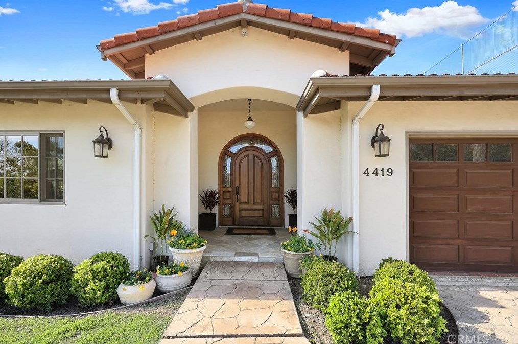 4419 Cornishon Ave, La Canada, CA 91011