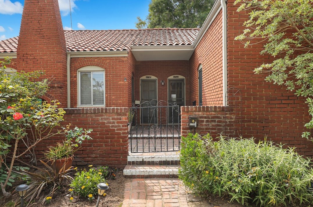 1733 La Senda Pl, South Pasadena, CA 91030