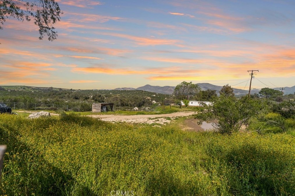 44490 Oak Glen Rd, Hemet, CA 92544-9386