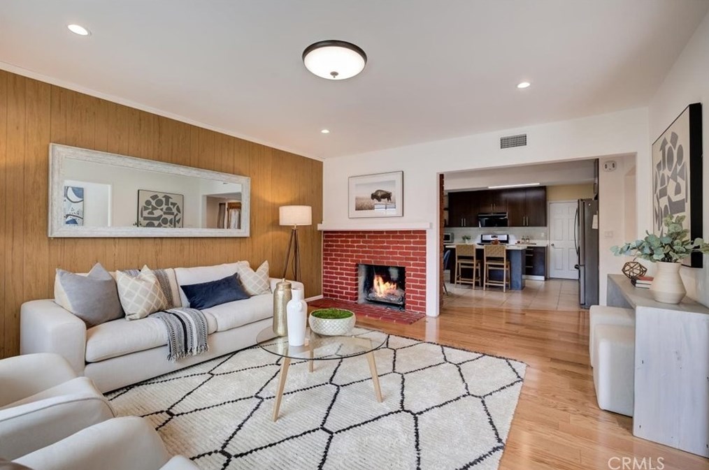 9895 Wendon St, Temple City, CA 91780