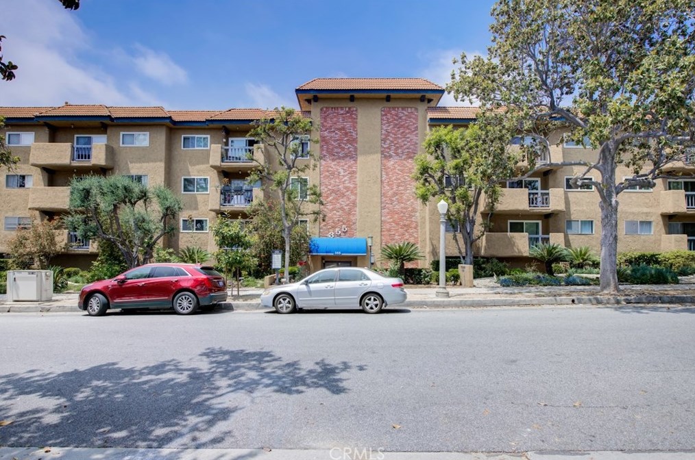 355 S Madison Ave #125, Pasadena, CA 91101