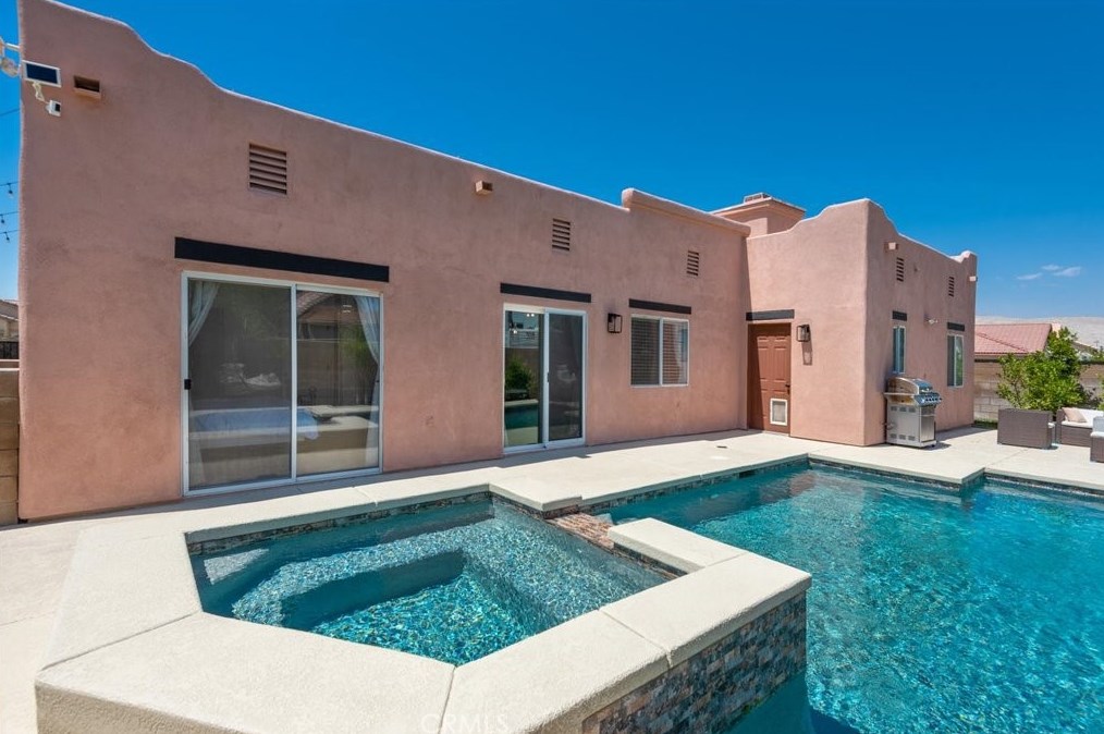 30476 Seminole Ct, Cathedral City CA  92234-6107 exterior