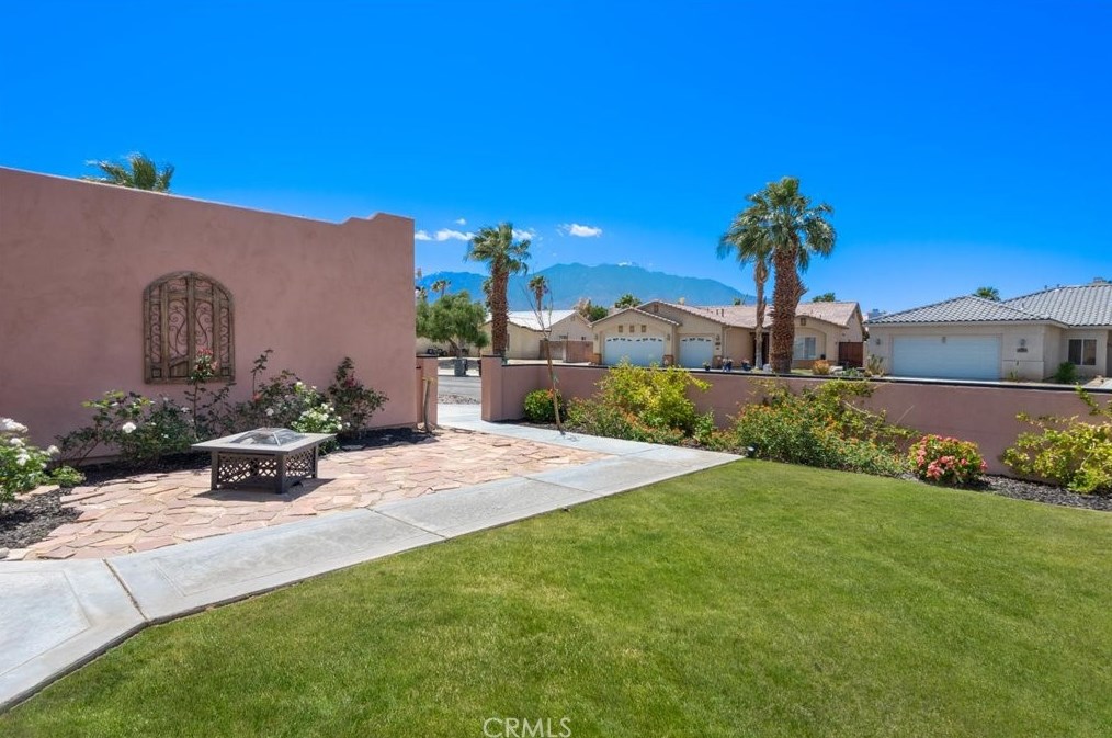 30476 Seminole Ct, Cathedral City CA  92234-6107 exterior