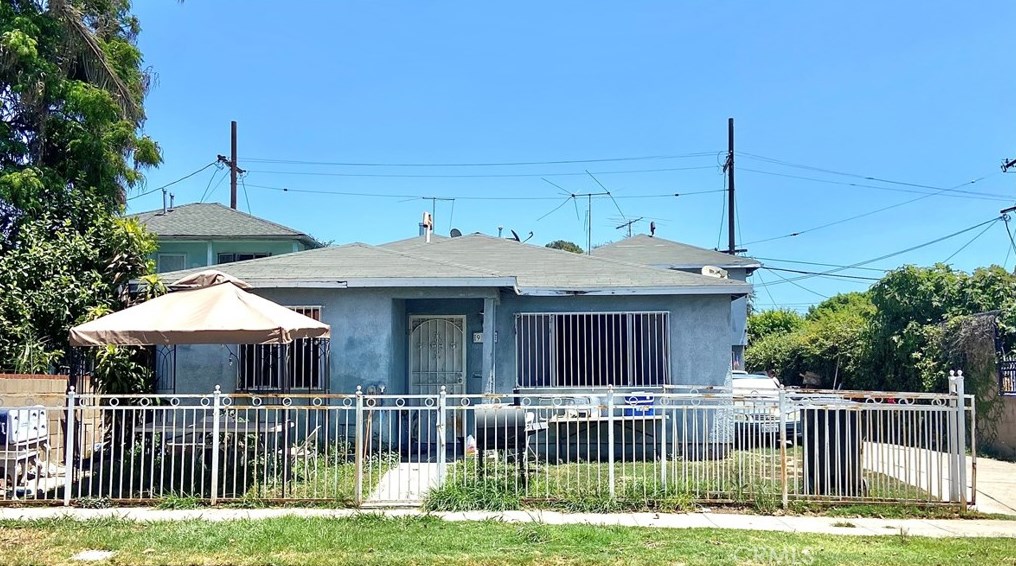 934 Simmons Ave, Los Angeles, CA 90022-4225