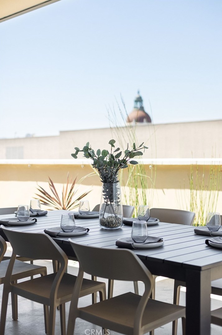 39 Los Robles Ave, Pasadena CA 91101-0020 exterior