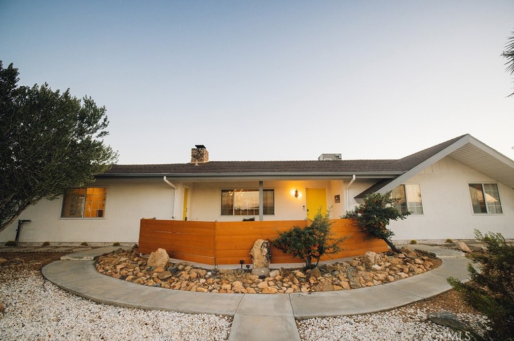 58363 Sierra Vista Dr, Yucca Valley, CA 92284